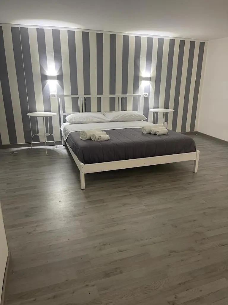 Casa Gerolomini Apartment Naples 0*,  Italy