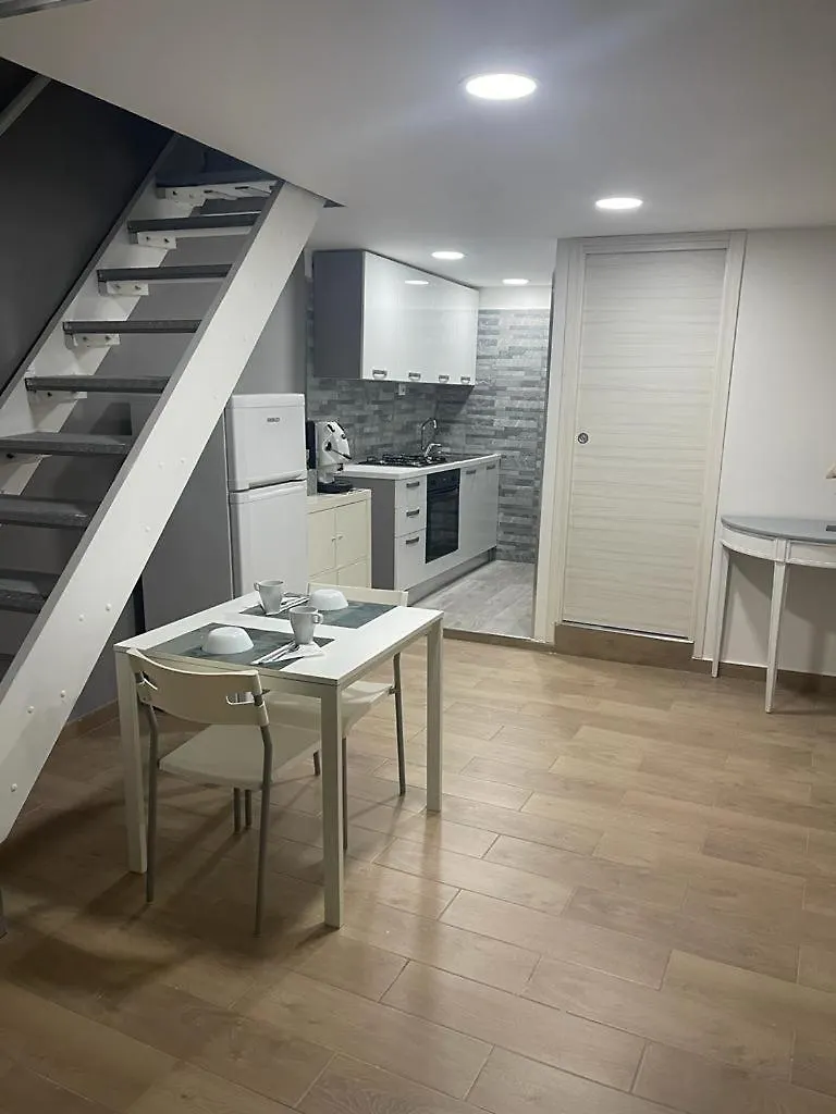 Casa Gerolomini Apartment Naples 0*,