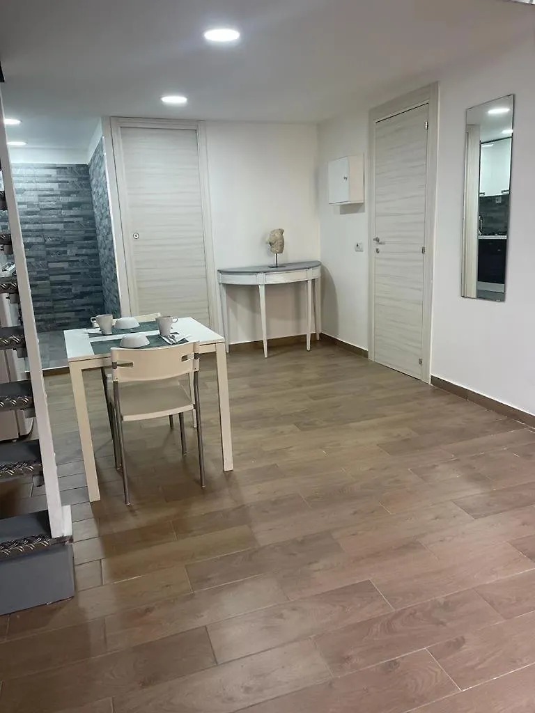 Casa Gerolomini Apartment Naples